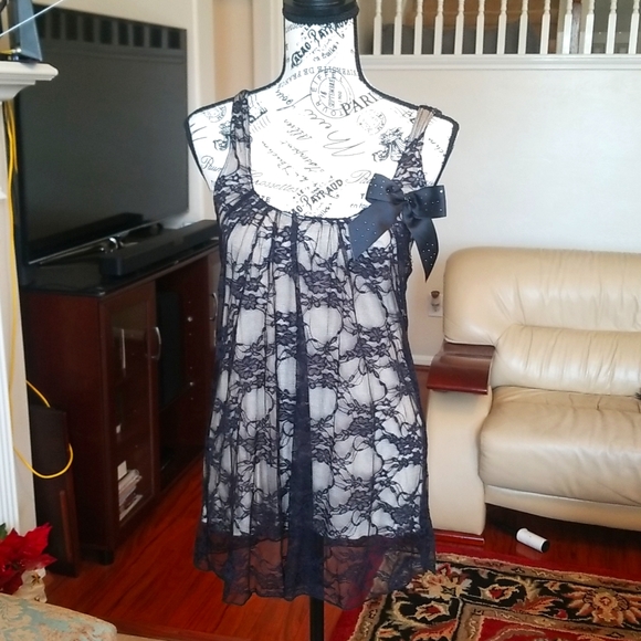 julie's closet Tops - Julie's Closet Top
